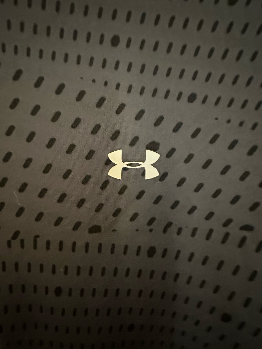 Under Armor base layer with - Picture 2 of 8